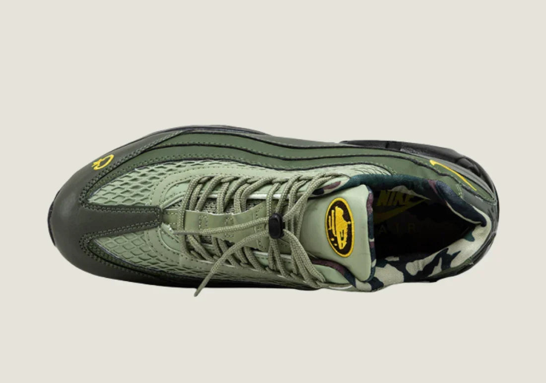 Air Max 95 x UNDEFEATED Olive